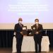 IFRC Secretary General Jagan Chapagain and ASEAN Secretary-General H.E. Dato Lim Jock Hoi sign a Memorandum of Understanding between both organizations at the Global Platform for Disaster Risk Reduction in Bali in May 2022. (Photo: IFRC)