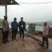 Kapolsek Jangkat saat memantau objek wisata di Danau Pauh (foto:Ist)