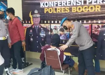 Pelaku penculikan anak yang terjadi di wilayah Bogor dan Jakarta, berinsial A (28). (Foto: MPI/Putra Ramadhani Astyawan)