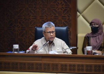 Wakil Ketua Komisi II DPR RI Syamsurizal saat Rapat kerja Komisi II DPR RI dengan Menteri Dalam Negeri RI di Gedung Nusantara, Senayan, Selasa (7/6/2022). Foto : Kresno/mr