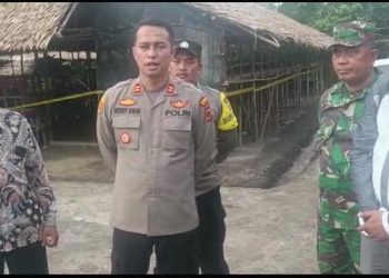 Arena Sabung Ayam di Kawasan Desa Tangkit Dibakar Polisi
