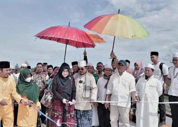 Bupati Resmikan Jembatan Parit Selamat Seberang Kota