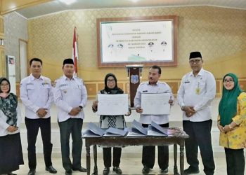Wabup Tanjab Barat Sambut Langsung Kunjungan Pemkab Indragiri Hilir