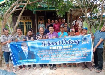ucok Mora Gelar Reses Di Desa kemuning