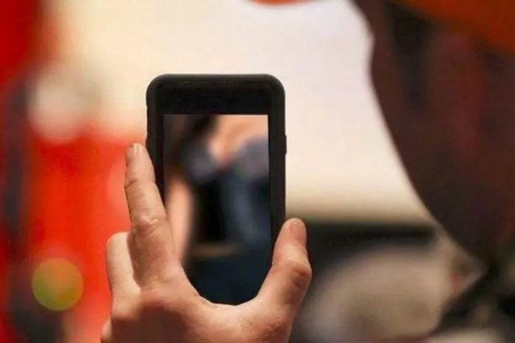 Kini Bisa Hapus Video Porno Pribadi yang Tersebar di Facebook dengan Fitur Take It Down