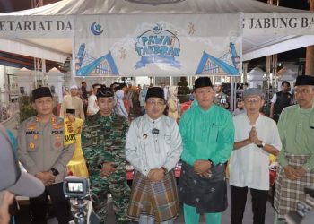 Bupati Tanjabbar Lepasan Festival Pawai Takbiran Idul Fitri 1444 H