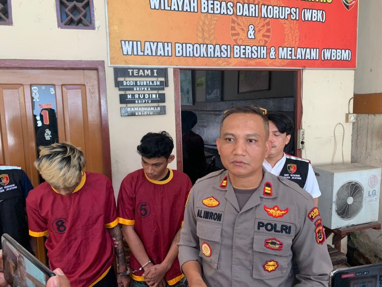 Empat Tersangka Satu Wanita Hamil Ditangkap, Di Duga Melakukan Pengoroyokan Dan Perampokan
