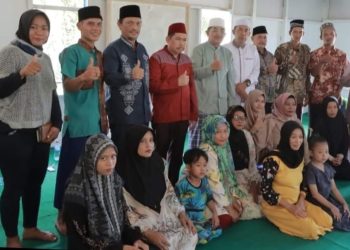 Usai Solat Jum’at Ketua DPRD Bersama Bupati Kunjungi Mushola Ar-Rahman Desa Pematang Lumut