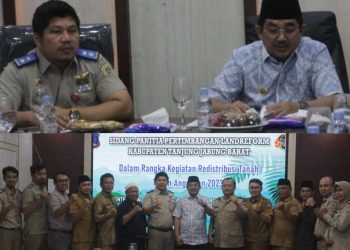 Bupati Pimpin Rapat Sidang Panitia Landerform Tanjab Barat Dalam Rangka Redistribusi Tanah TA 2023