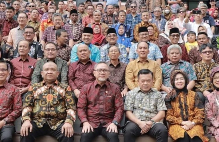 Bupati Hadiri Pameran Satu Hari Bersama Jambi di Anjungan Mall Sarinah