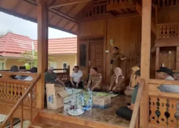 Warga Protes, DPRD Kota Jambi Minta Pemilik Kebun Bersihkan Perkebunannya Agar Tidak Bau