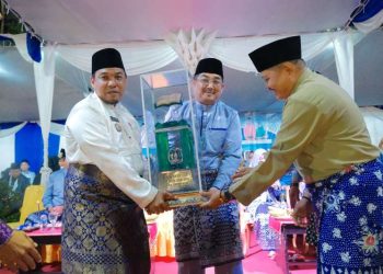 Anwar Sadat Buka Secara Resmi MTQ ke-51 Tingkat Kabupaten Tanjab Barat di Desa Dataran Kempas