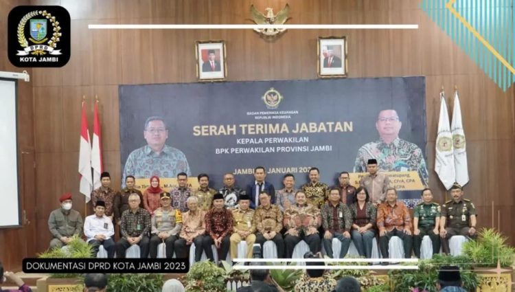Wakil Ketua DPRD Kota Jambi Hadiri Langsung Sertijab Kepala Perwakilan BPK Provinsi Jambi