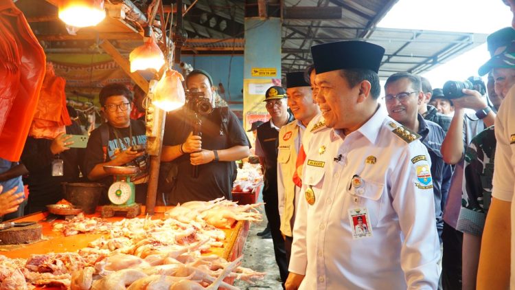 Jelang Puasa dan Lebaran, Gubernur Al Haris Pastikan Stok dan Harga Bahan Pokok Stabil
