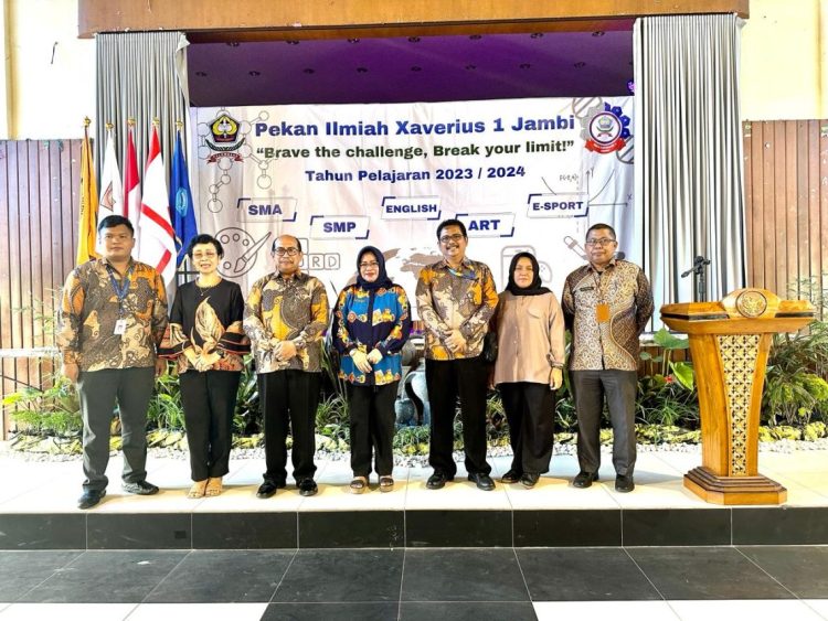 Buka Lomba Pekan Ilmiah Xaverius I, Ini Pesan Kabid Pembinaan SMA Disdik Provinsi Jambi