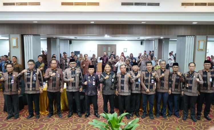 Gubernur Al Haris Buka Sosialisasi Penyusunan Grand Design Pembangunan Kependudukan 5 Pilar Tingkat Provinsi Jambi