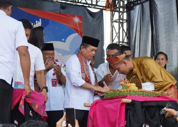 Gubernur Al Haris Motivasi Siswa-Siswi SMA Negeri 2 Muaro Jambi Tidak Boleh Kalah Dengan Kota Jambi