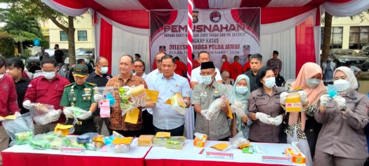 Pemusnahan Barang Bukti: Puluhan Kilogram Narkotika Dimusnahkan Polda Jambi