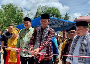Ketua DPRD Jambi Hadiri Peresmian Masjid Raya Baiturahim Dusun Bangka Keloyang