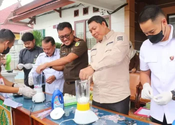 Wabup Tanjab Barat Hadiri Pemusnahan Barang Bukti di Kejari Kualatungkal