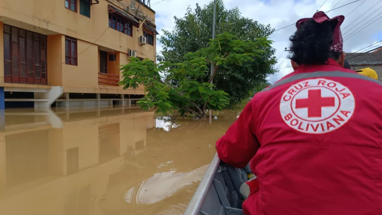 Bolivian Red Cross responds to devastating floods in the city of Cobija, on february 2024. Photo: Bolivian Red Cross Society