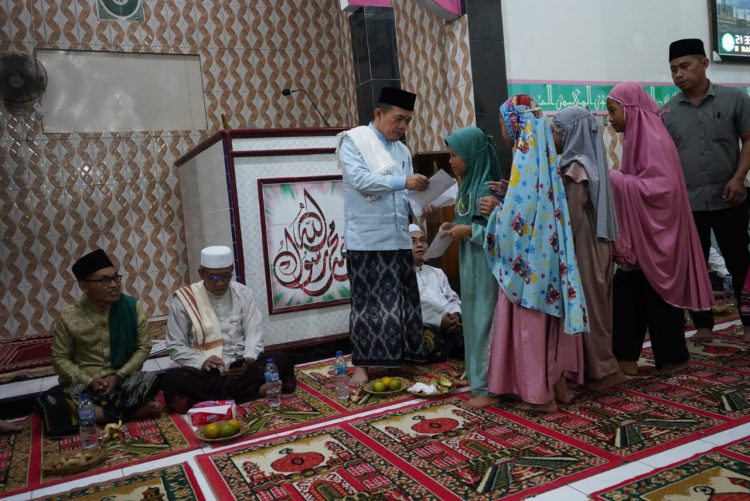 Safari Ramadhan di Desa Meranti, Gubernur Al Haris Ajak Masyarakat Pererat Silaturahmi