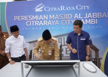 Resmikan Masjid Al Jabbar, Gubernur Al Haris: Gunakan Masjid Sebagai Sarana Pendidikan