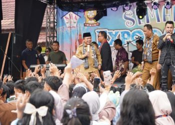 Gubernur Al Haris Dorong Kreatifitas, Inovasi dan Kreasi Siswa Siswi SMA Negeri 11 Kota Jambi