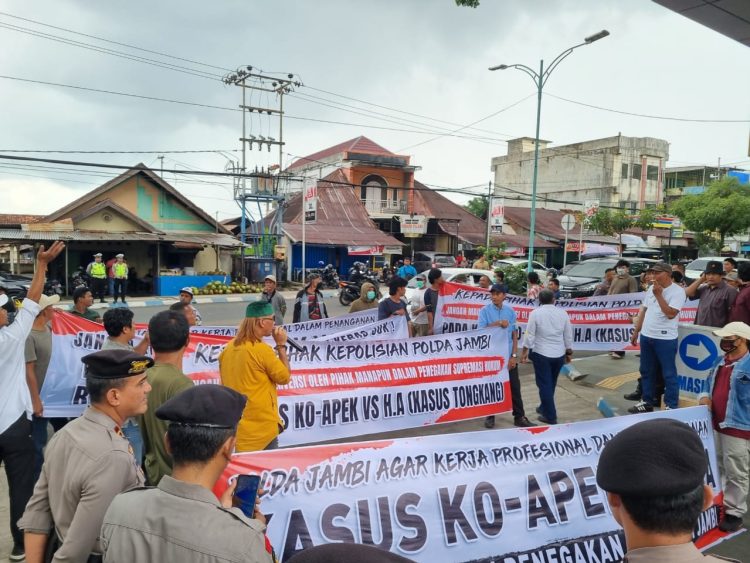 Kasus Pemalsuan Dokumen yang Melibatkan Ko Apek, AMPESUH Minta Polda Jambi Profesional