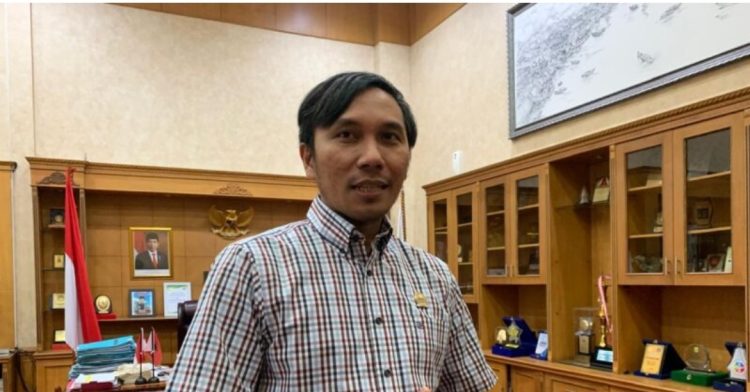 Ketua DPRD Jambi Bela Guru TK, Edi Purwanto: Asniati Tidak Perlu Kembalikan, Kalau Perlu Saya Yang Bayar