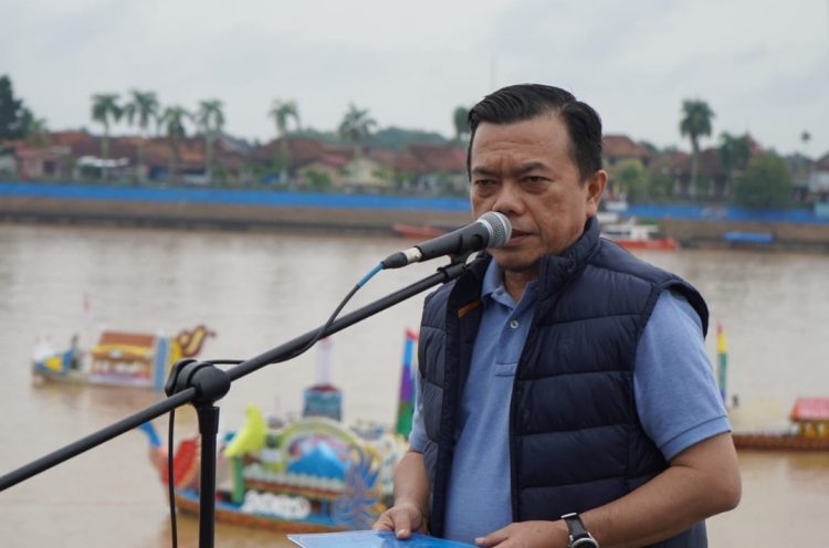 Gubernur Al Haris: Parade Perahu Hias Lestarikan Tradisi Nenek Moyang Dahulu