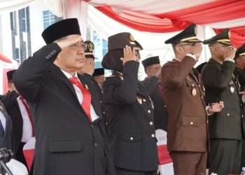 Hari Kemerdekaan RI ke 79, Ketua DPRD Kota Jambi Upacara Bendera 