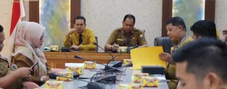 Dinas Pendidikan (Disdik) Provinsi Jambi menandatangani perjanjian kerjasama dengan Bank 9 Jambi terkait dengan penyaluran bantuan Dumisake