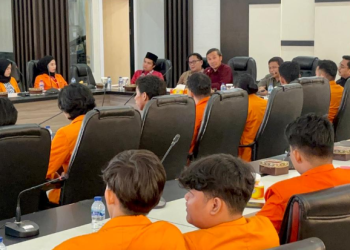 Ketua DPRD Jambi Berikan Materi Kuliah kepada 84 Mahasiswa Fakultas Hukum Unja