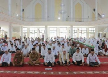 Bupati Tanjab Barat Buka Secara Resmi Bimbingan Manasik Haji Kabupaten Tanjung Jabung Barat Tahun 2024
