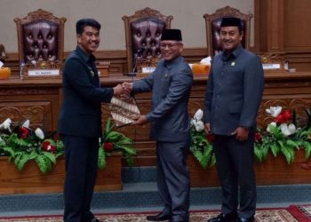 Fraksi Nasdem DPRD Muaro Jambi Minta Gaji Guru Honorer di Kelurahan Perlu Ditingkatkan