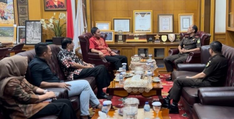 Ketua DPRD Jambi Sambut Kunjungan Kajati Jambi