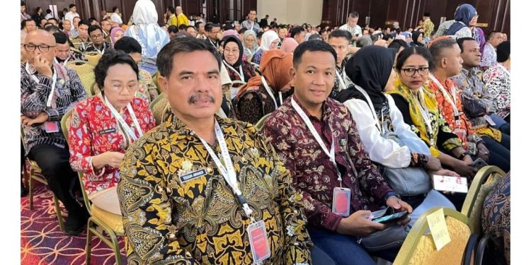 Sekda Tanjabbar Hadiri SAKIP Award 2024