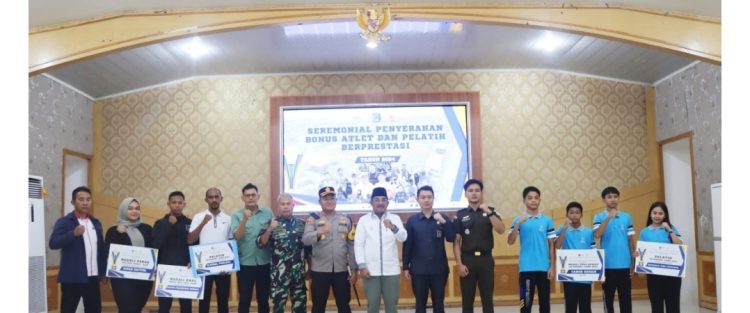 Bupati Tanjab Barat Minta Para Atlet Pertahankan dan Tingkatkan Prestasi Menuju Porprov XXIV 2026