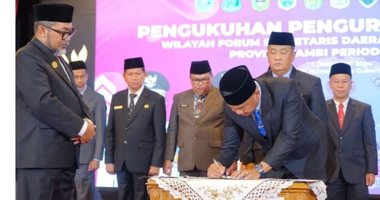 Sekda Tanjab Barat Jabat Ketua Bidang Ekonomi Kreatif dan UMKM Forsesdasi Jambi 2024-2027