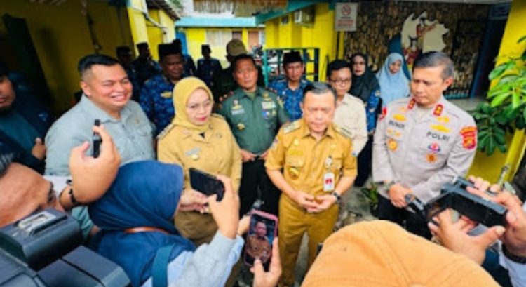 Tinjau Pemberian Makan Bergizi Gratis, Ketua DPRD Kota Jambi Minta Lauk Pauk yang Disediakan Bervariasi