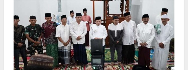 Safari Ramadan di Bungo, Gubernur Al Haris Puji Kekompakan Masyarakat Dusun Lubuk Niur Tanah Tumbuh