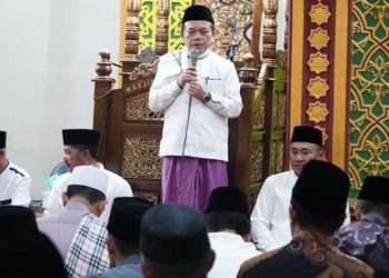 Safari Ramadan di Sungai Penuh, Gubernur Jambi Beri Bantuan dan Santuni Anak Yatim
