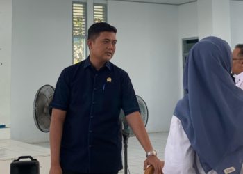 Ketua DPRD Provinsi Jambi Tinjau CAT PPDB TA 2025/2026
