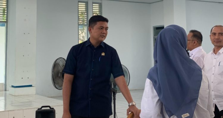 Ketua DPRD Provinsi Jambi Tinjau CAT PPDB TA 2025/2026