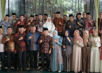 Hari Ketiga Lebaran, Gubernur Al Haris Tekankan Kekompakan Antar Bupati/Wali Kota