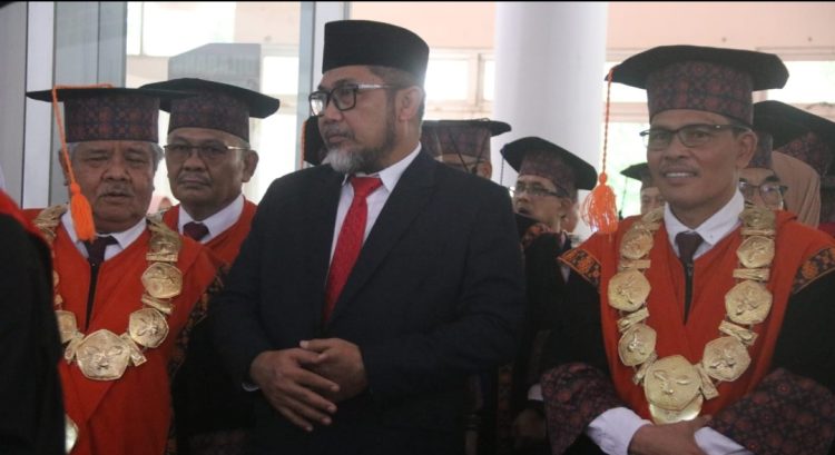 Sekda Sudirman: Wisuda Perlu Dioptimalkan Sebagai Refleksi Kontribusi Akademis Untuk Pembangunan Bangsa