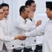 Sri Mulyani bersalaman dengan Prabowo Subianto