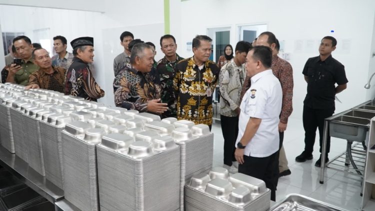 Gubernur Al Haris Dorong Kabupaten/Kota Percepat Pembangunan SPPG Untuk Masyarakat