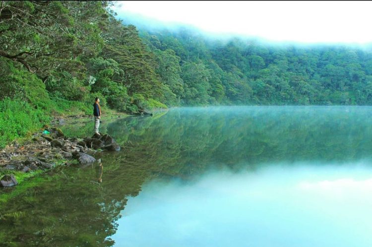 Gunung Masurai dan Danau Kumbang: Pesona Alam Abadi di Merangin Provinsi Jambi